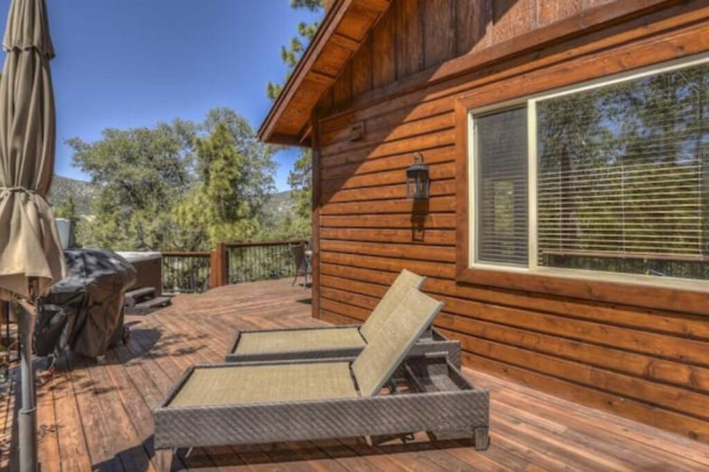 Custom Single Story Cabin With Jacuzzi Pool Table & Big Game Room With Arcade Games Big Bear Lake Zewnętrze zdjęcie