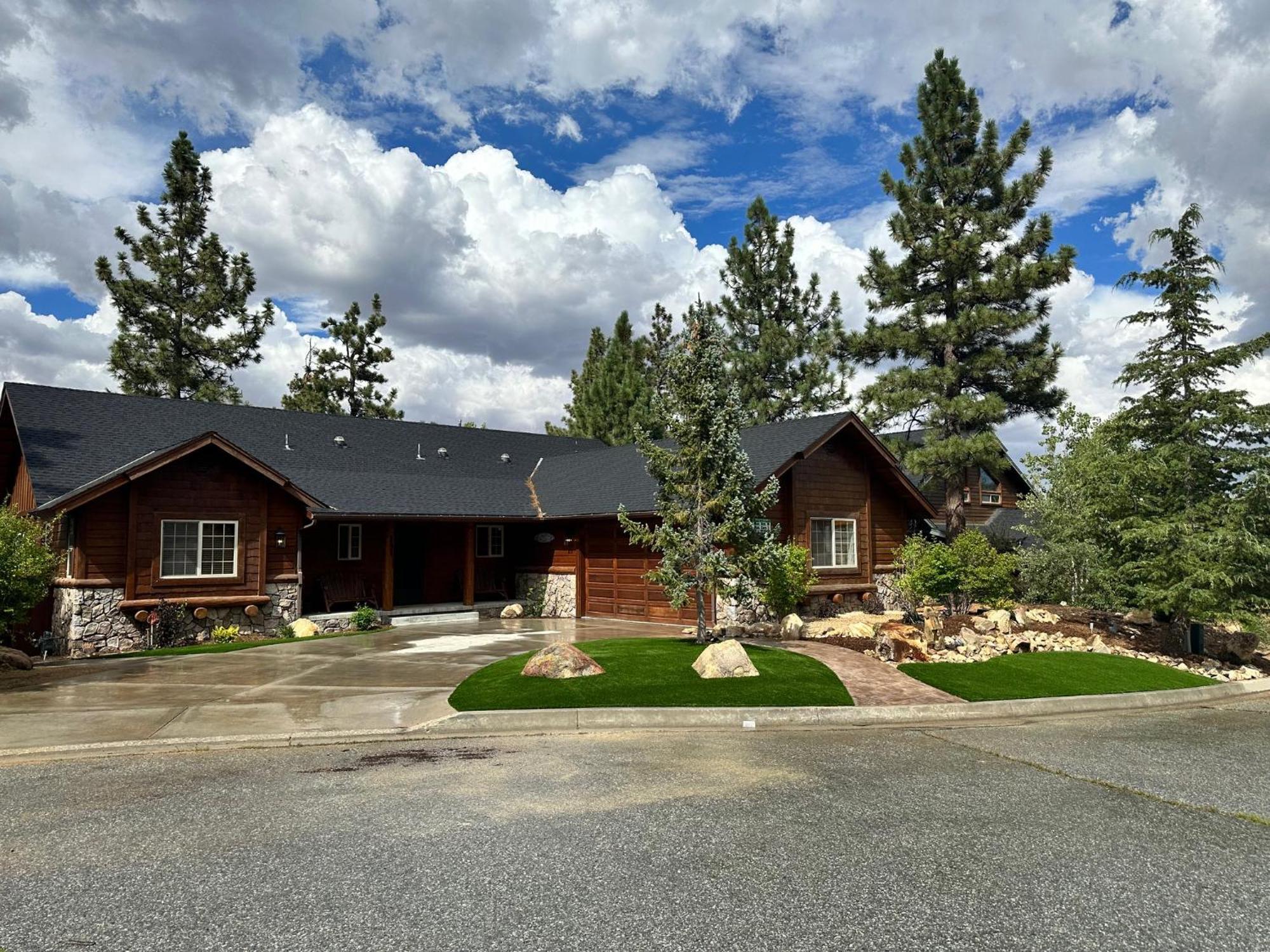 Custom Single Story Cabin With Jacuzzi Pool Table & Big Game Room With Arcade Games Big Bear Lake Zewnętrze zdjęcie